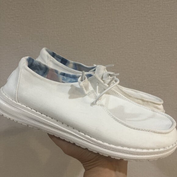 HEY DUDE WENDY SILK MOON  Lightweigth Slip-On Womens Shoes Size W7 - Picture 2 of 7